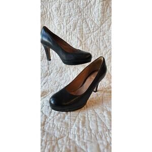 Clarks Black Leather Platform Round Toe Pumps Heels‎ WORN ONCE Womens 7.5 EU 38